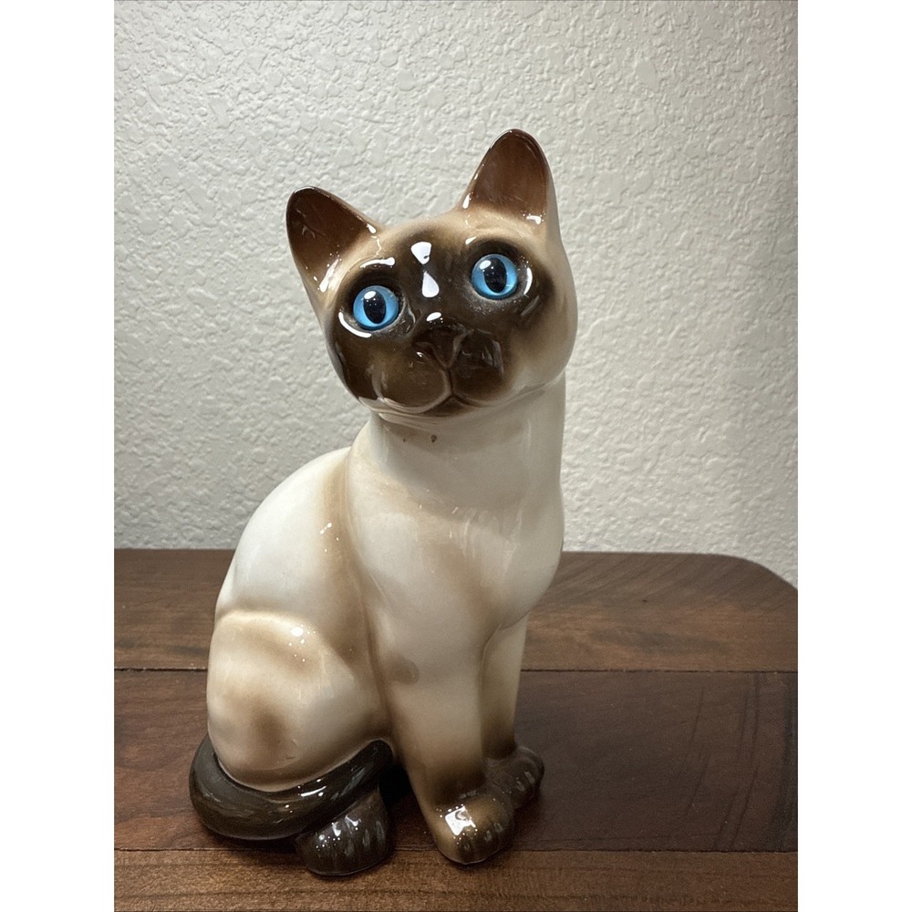 Enesco Cat Figurine with Blue Eyes Siamese Kitten - Picture 2 of 13